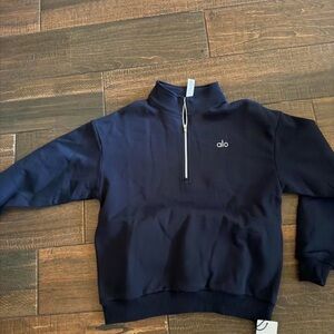 ALO Yoga Men’s Navy Half-Zip Sweatshirt Pullover